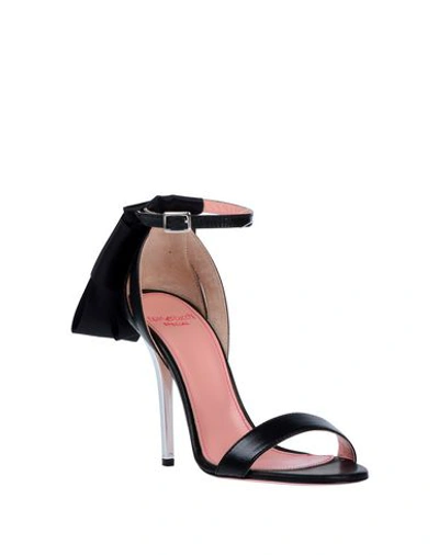 Tipe E Tacchi Sandals In Black