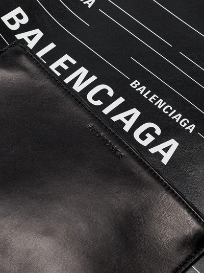 Shop Balenciaga Shopper Mit Logo In Black