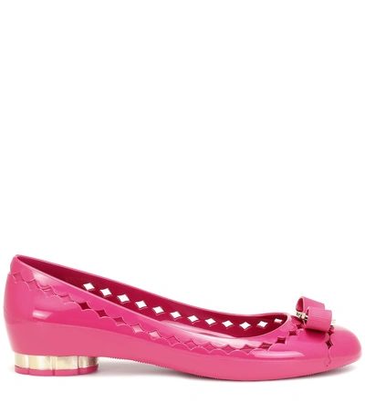 Shop Ferragamo Vara Bow Jelly Ballet Flats In Pink