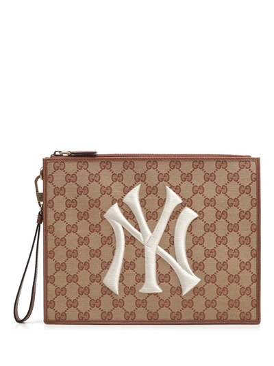 Shop Gucci Ny Logo Checkered Zipped Pouch In Beige