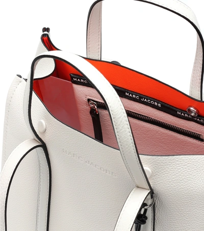Shop Marc Jacobs The Tag 27 Leather Tote In White