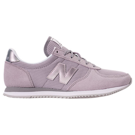 new balance women's 220 casual sneakers