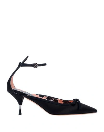 Shop Rochas Pump In Black