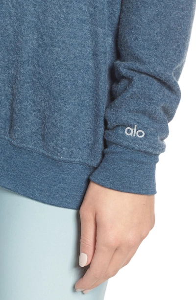 Shop Alo Yoga Soho Pullover In Eclipse Heather