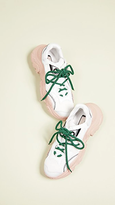 Shop N°21 Billy Sneakers In White/nude