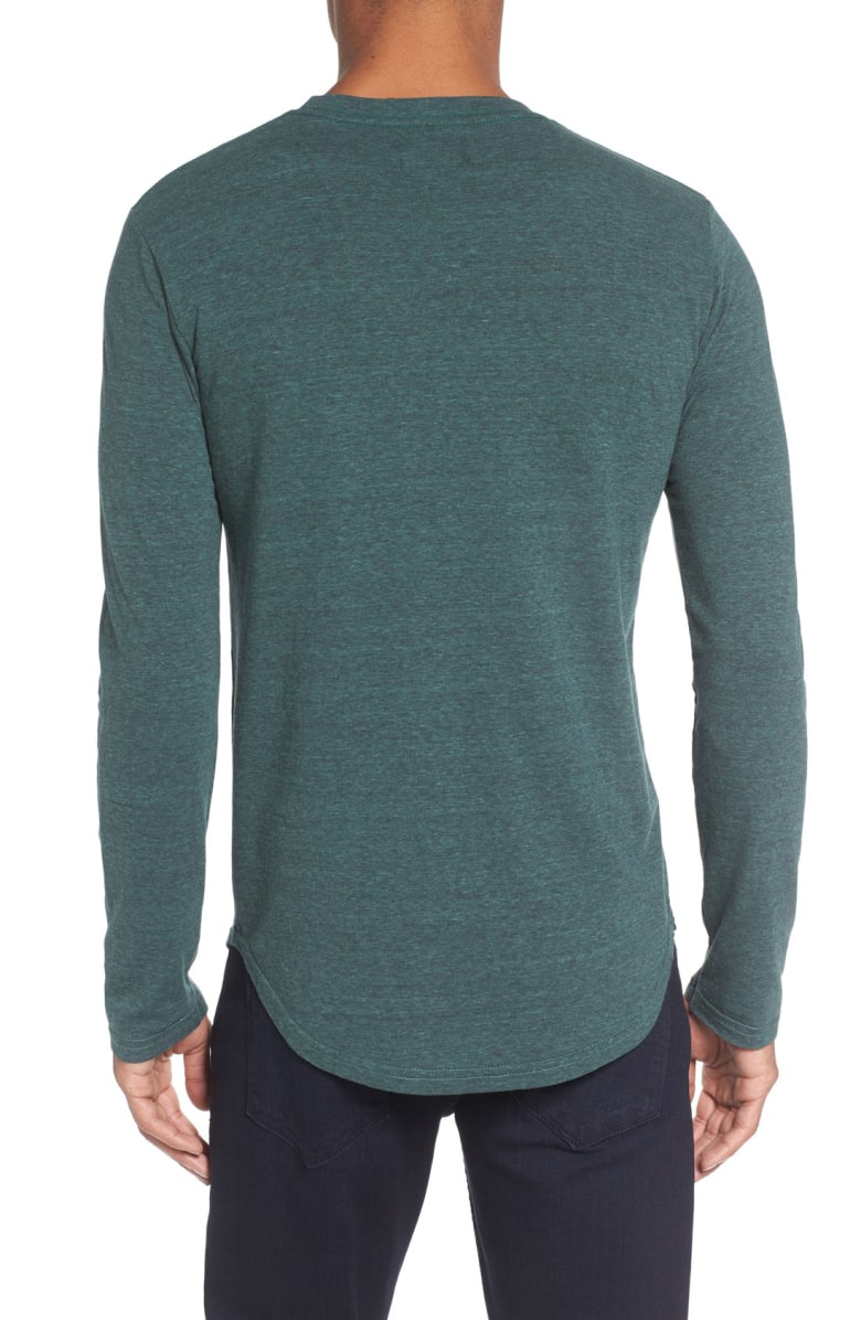 Goodlife Triblend Scallop Long Sleeve Crewneck T-shirt In Silver Pine ...