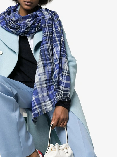Shop Acne Studios Karierter Schal In Blue/white