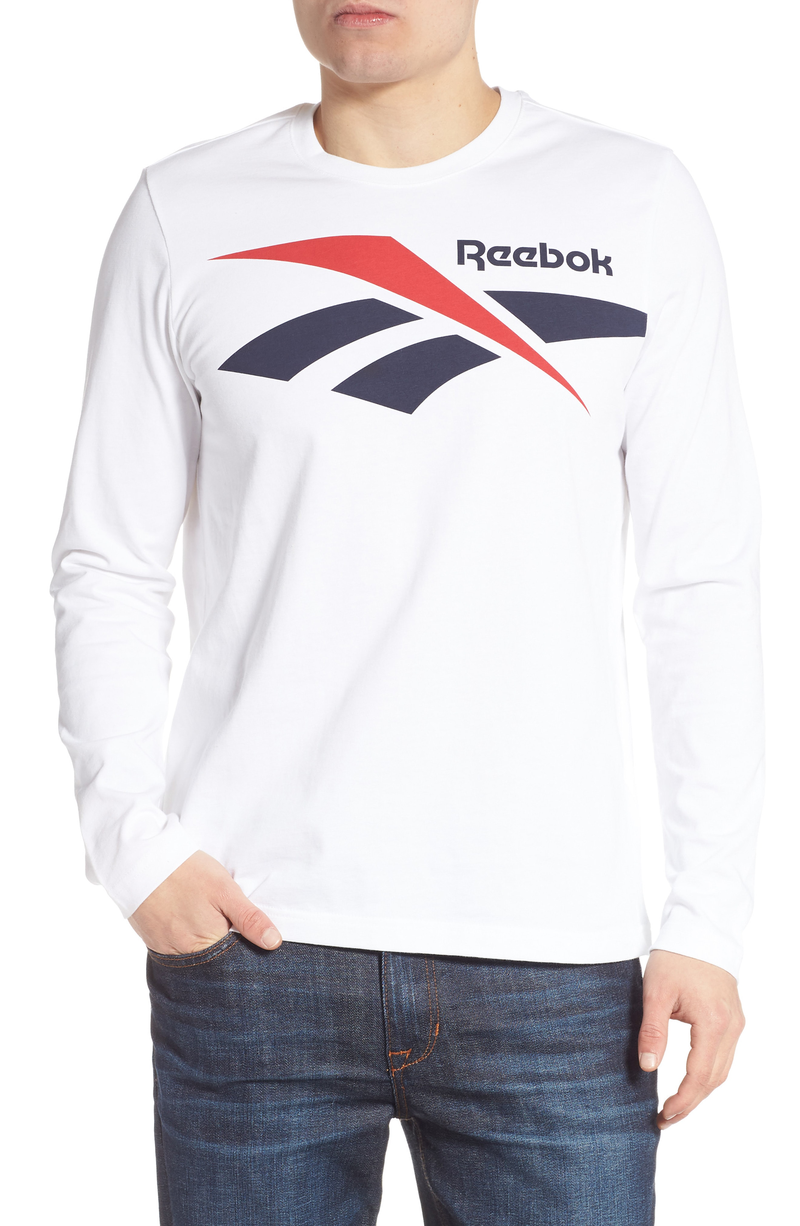 reebok classic international t shirt