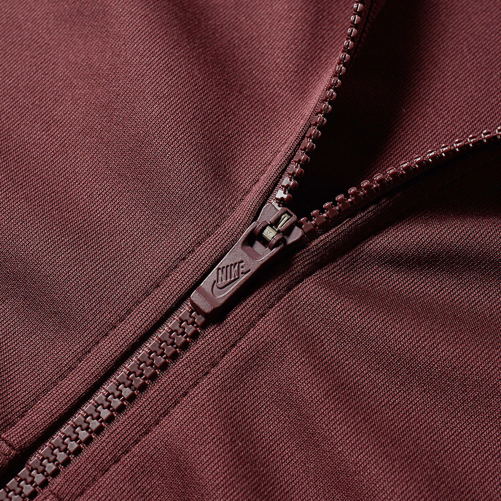 nike repeat burgundy