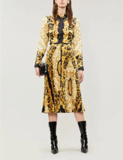 Shop Versace Scarf-print Plissé Silk Midi Skirt In Gold Print