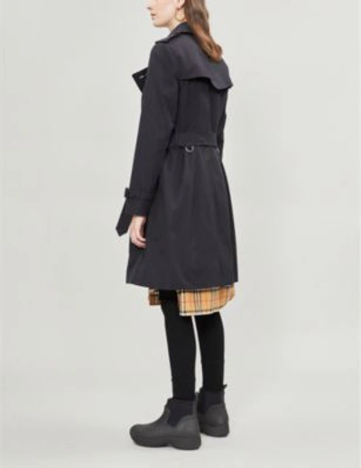 Shop Burberry Womens Midnight Black Heritage Chelsea Check-trimmed Cotton Trench Coat