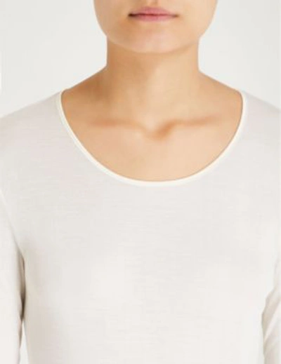 Shop Hanro Ladies Cream Pure Silk Long-sleeved Top