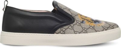 Shop Gucci Dublin Tiger-print Leather And Canvas Skate Shoes In Beige
