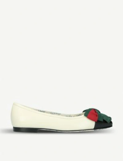 Shop Gucci Sackville Leather Ballerina Flats In Blk/white