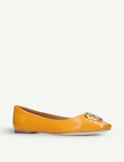 Shop Tory Burch Chelsea Leather Ballerina In Mustard