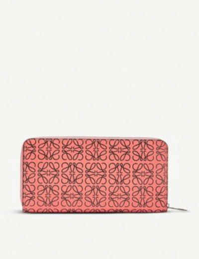 Shop Loewe Anagram Embossed Logo Leather Wallet In Pink Tulip/black