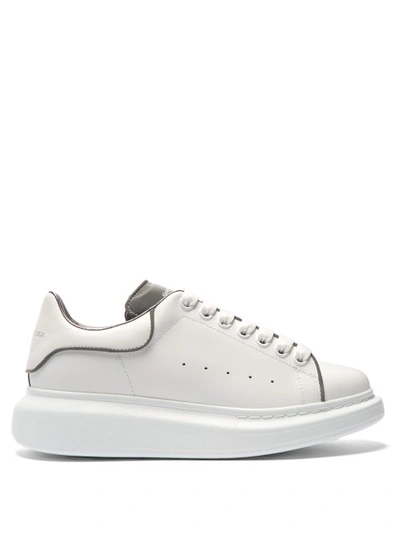 rijm Vlak opleiding Alexander Mcqueen Raised-sole Reflective Low-top Leather Trainers In White/silver  | ModeSens
