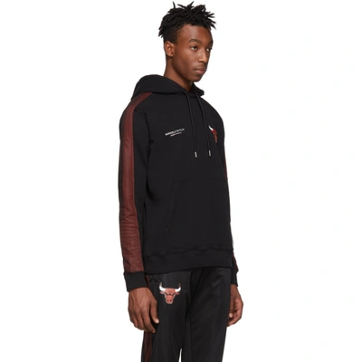 Shop Marcelo Burlon County Of Milan Black Nba Edition Chicago Bulls Hoodie In 1088 Blk/mu