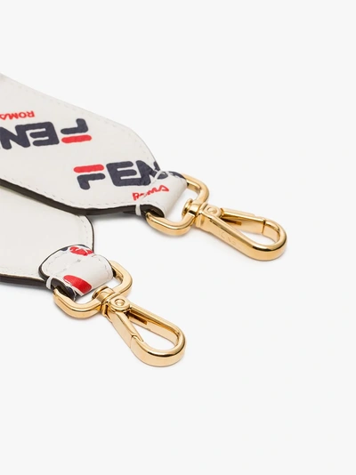 Shop Fendi 'mania 'strap You' Schulterriemen In White