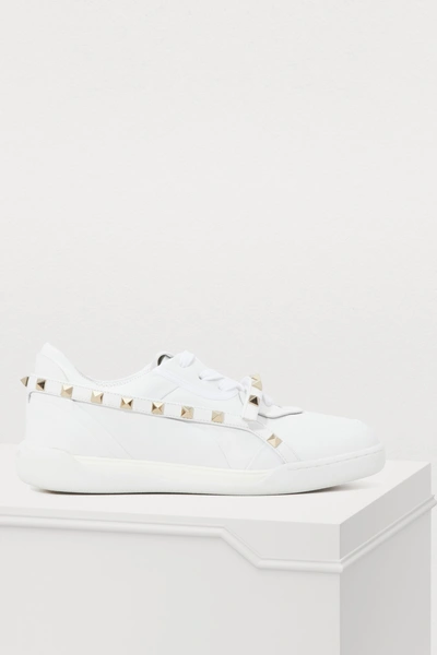 Shop Valentino Gavarani Low-top Sneakers In White