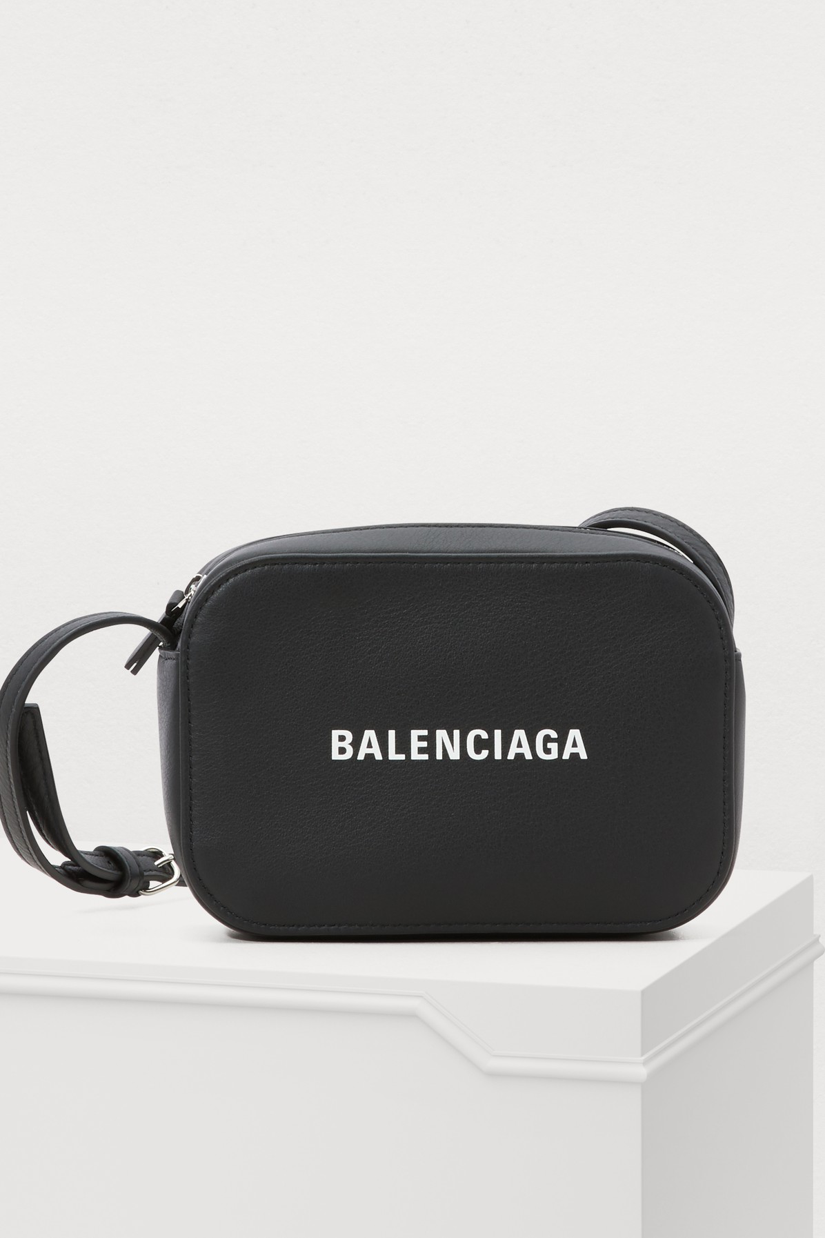 Balenciaga Caméra" Crossbody Bag" ModeSens