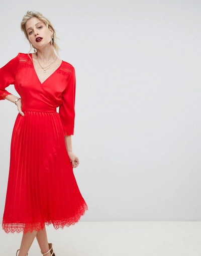 Shop Liquorish Pleated Skirt Midi Dress With Lace Trim-red