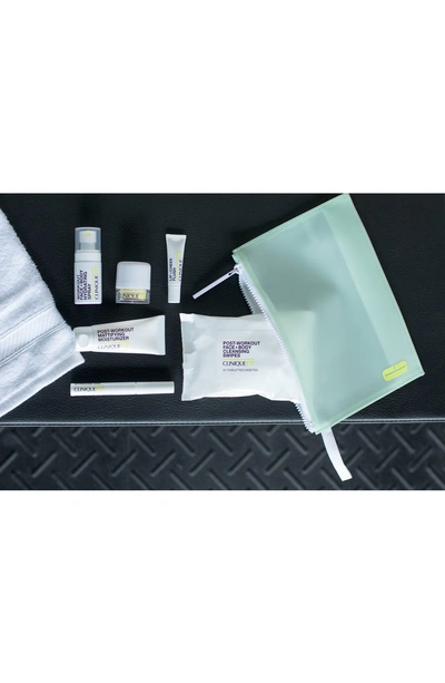 Clinique Fit Post-workout Face + Body Cleansing Swipes