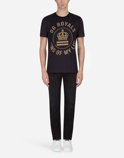 Shop Dolce & Gabbana T-shirt In Cotton With Dg Royals Print In Black