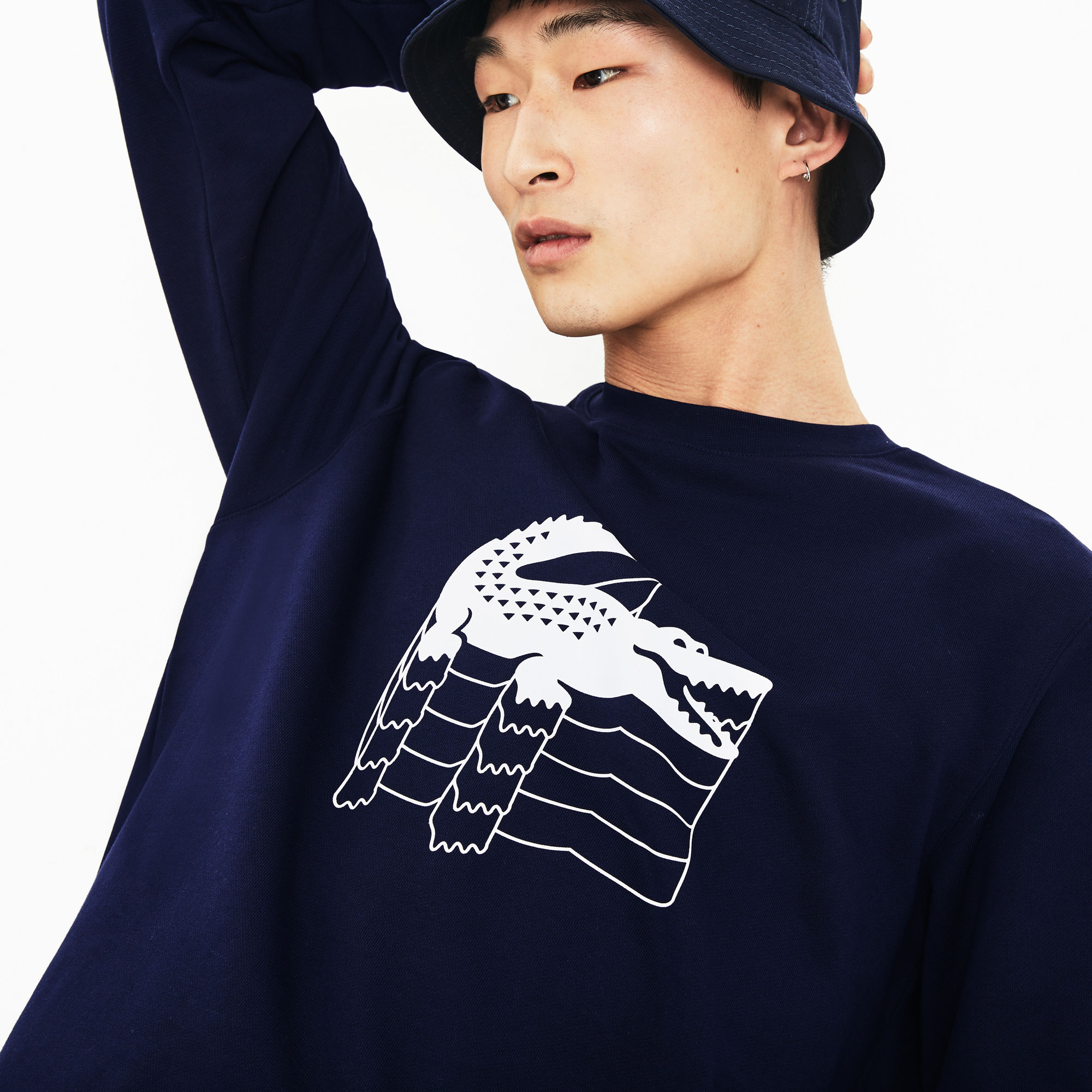 lacoste sweatshirt navy blue