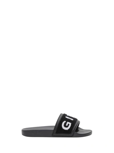 Shop Givenchy Flat Sandals In Nero/bianco