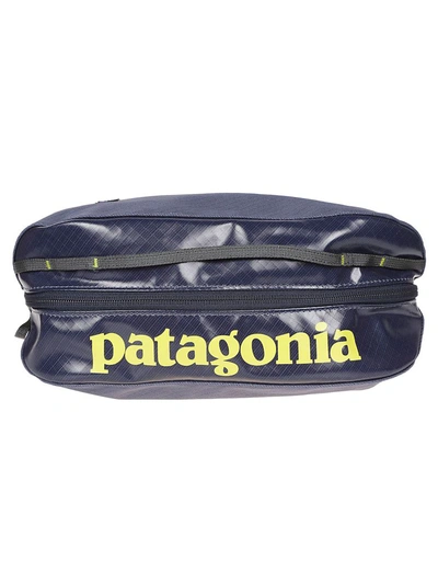 Shop Patagonia Light Weight Pouch In Dlmb