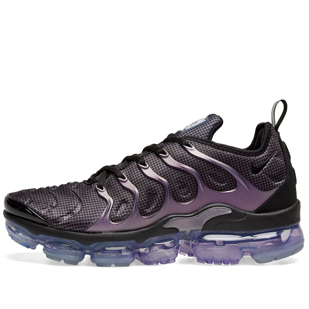 purple nike air vapormax plus