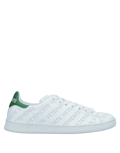 Shop Vetements Sneakers In White