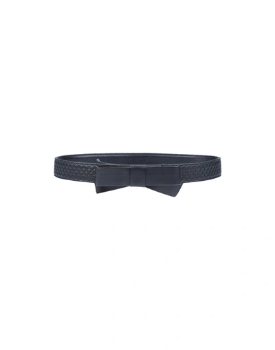 Shop Boutique Moschino Regular Belt In Black