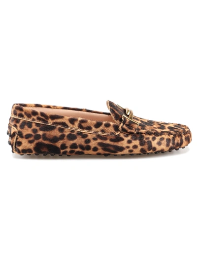 Shop Tod's Gommino Double T Loafers In Biscotto Chiaro