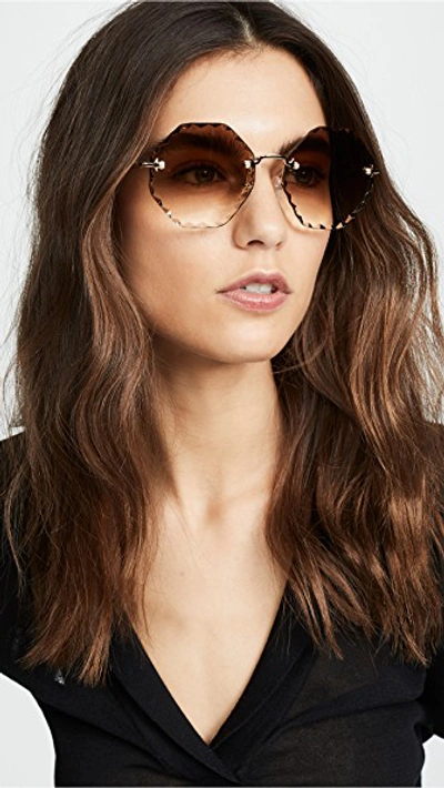Shop Chloé Rosie Scalloped Sunglasses In Gold/gradient Brown