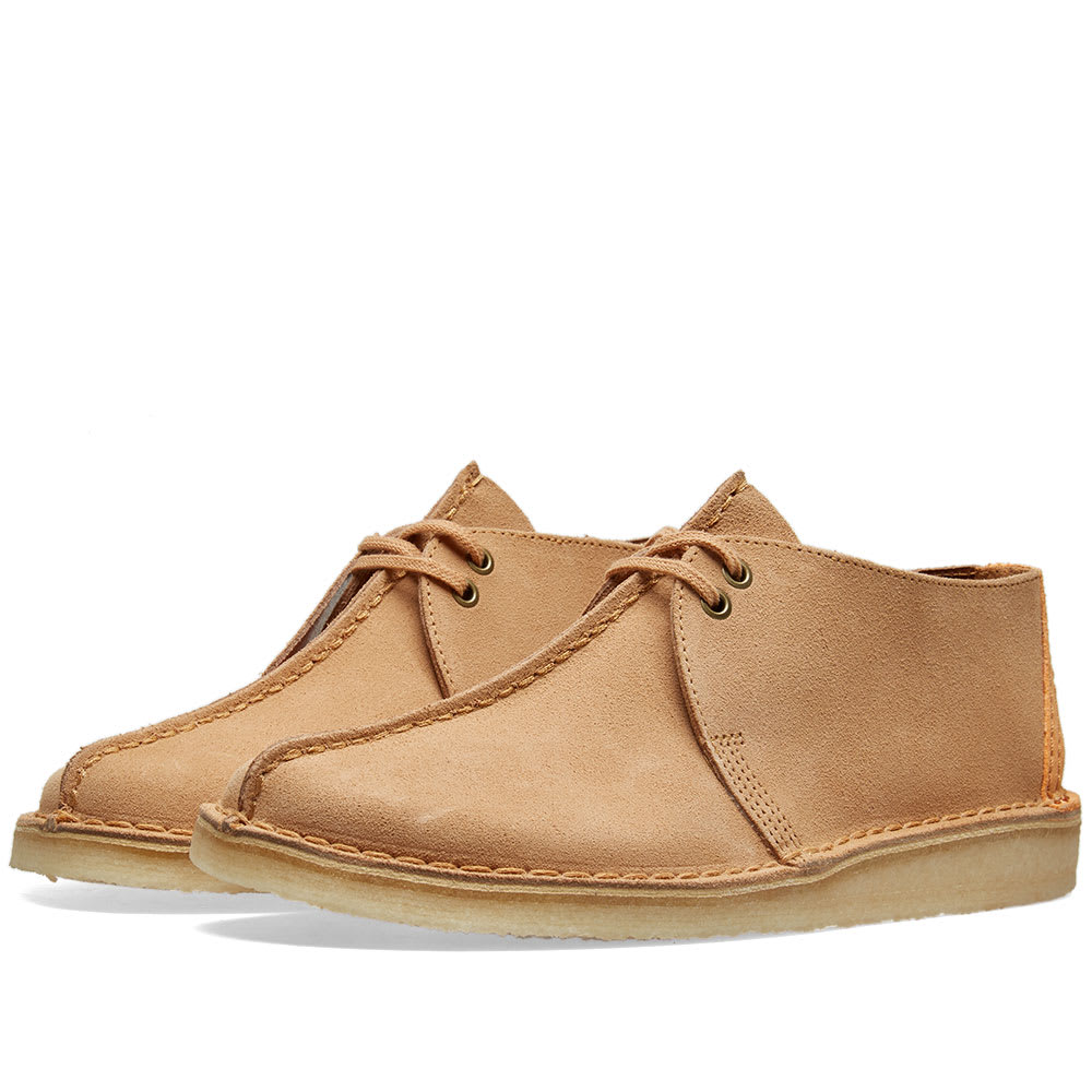 brown clarks desert trek