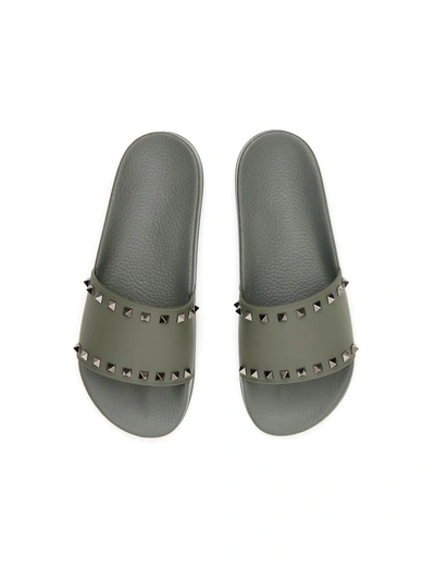 Valentino Men's Rockstud Pool Slide Sandals In Olive|verde