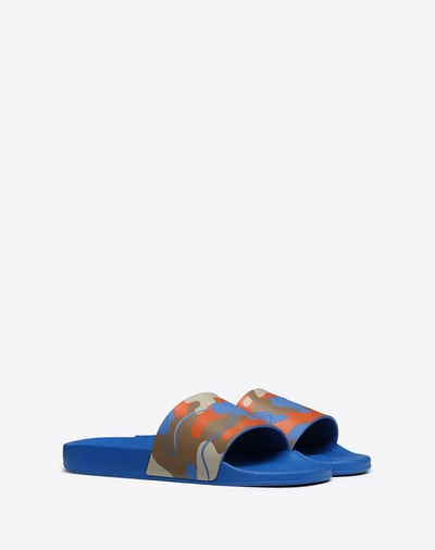 Shop Valentino Garavani Uomo Camouflage Rubber Slider Sandal Man Dark Blue 100% Pvc 46