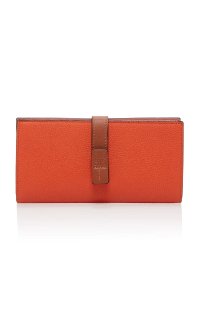 Shop Loewe Textured-leather Wallet In Orange