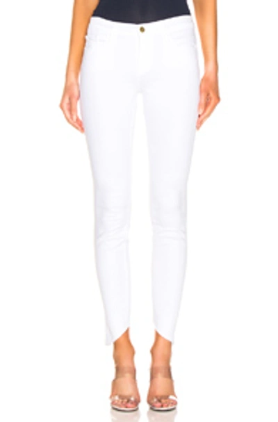 Shop Frame Le Skinny De Jeanne Back Triangle In White In Blanc