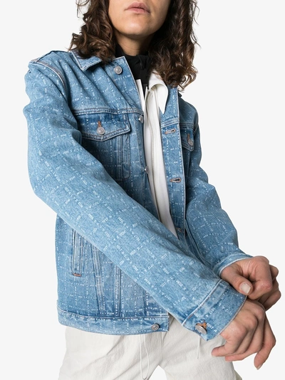 Shop Alyx 1017  9sm Jeansjacke Mit Logo-print In 032 Blue