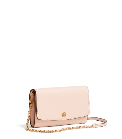 Shop Tory Burch Robinson Chain Wallet In Shell Pink