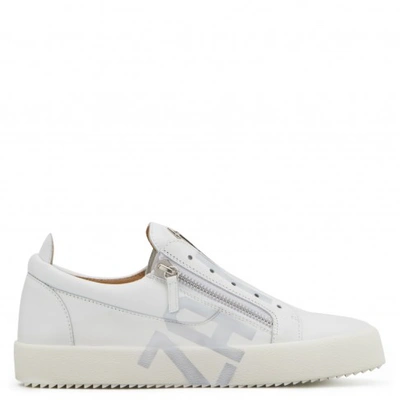 Shop Giuseppe Zanotti Frankie Tag In White