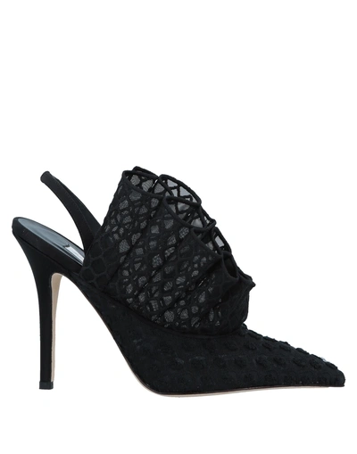 Shop Andrea Mondin Pump In Black