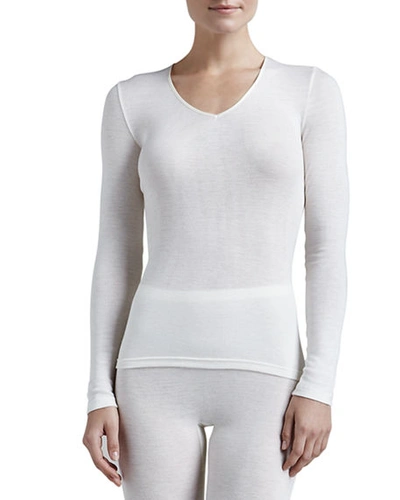 Shop Hanro Wool & Silk Blend V-neck Top In Cygne