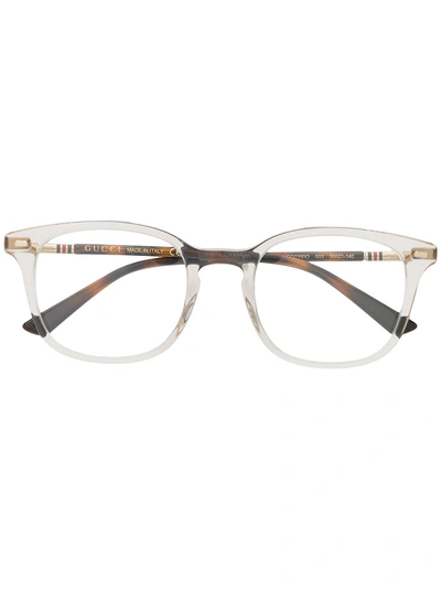 Shop Gucci Eyewear Brille Mit Ovalem Gestell - Braun In Brown