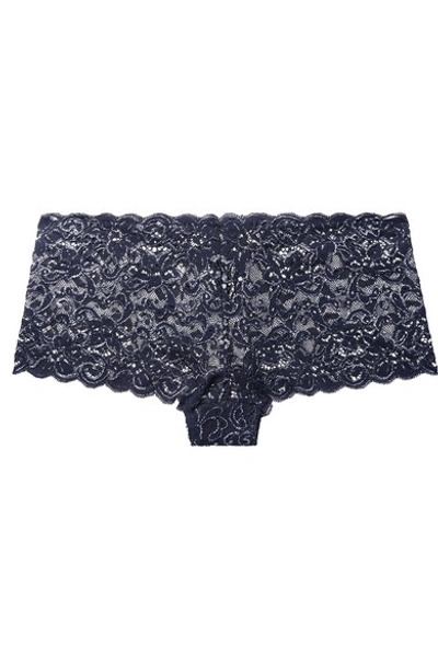 Shop Hanro Moments Stretch-lace Briefs In Navy