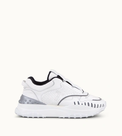 Shop Tod's Sneakers In Leather In Silver,white