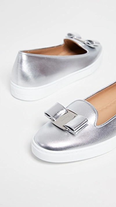 Shop Ferragamo Novello Loafers In Silver/argento